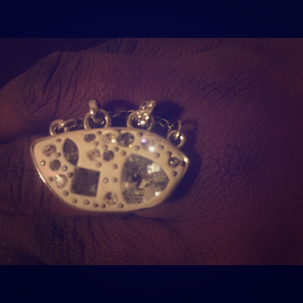 Unique ring white